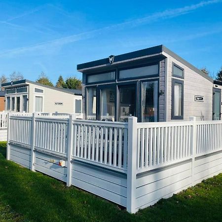 Brians Lodge With Hot Tub Pocklington Dış mekan fotoğraf